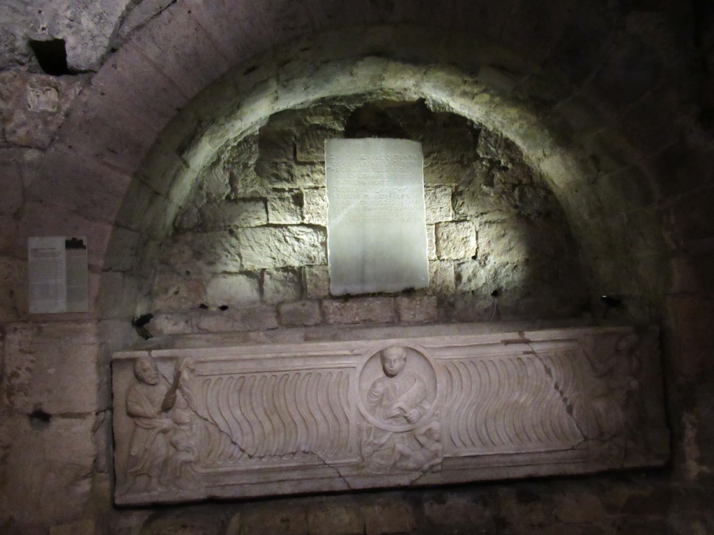 Marseille Catacombs 1