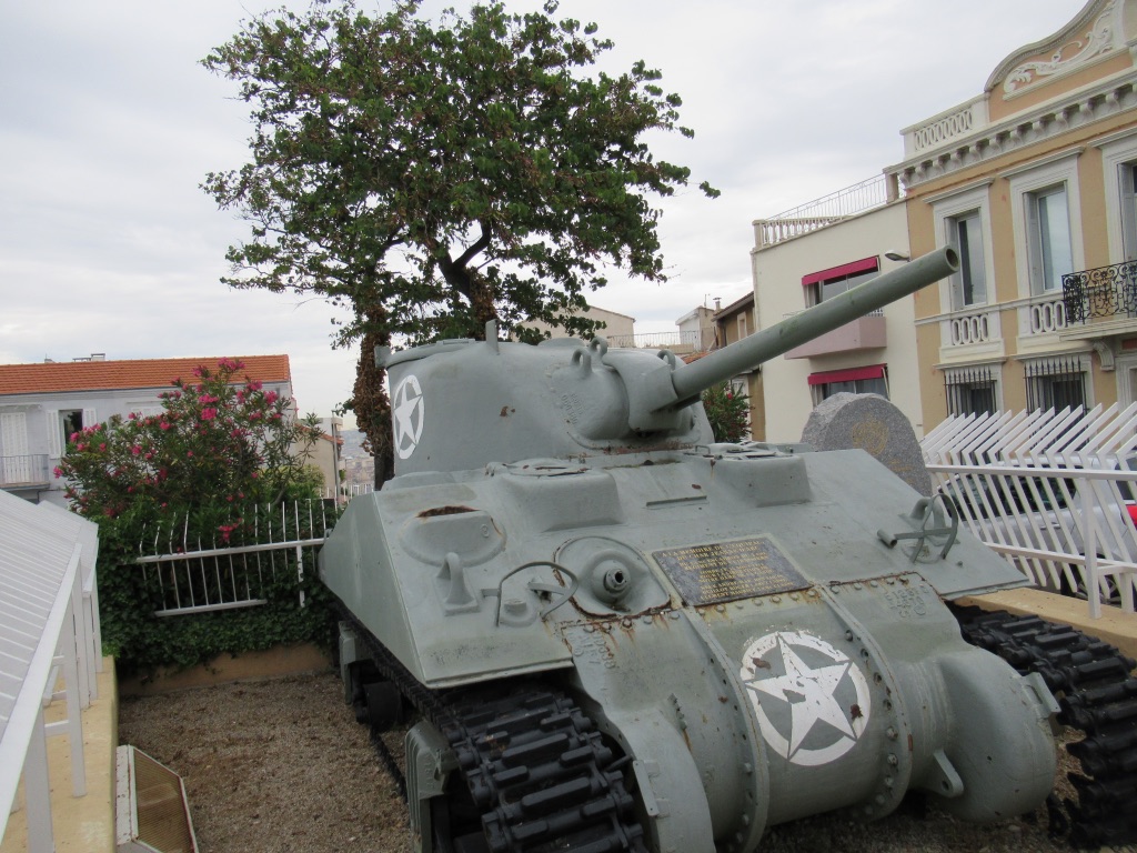 Tank in Marseille Neighborhood